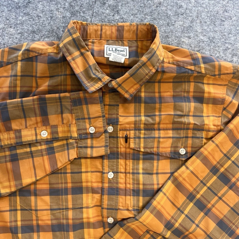 L.L. Bean Men's Lightweight Long Sleeve Shirt Button Down With Pocket L